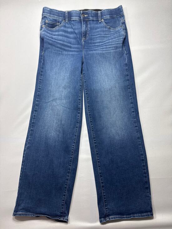 torrid Denim - Torrid Women's Bombshell Wide Leg Super Soft Blue Jeans - 14T (37x31.5)